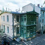 Beach Side - Boutique House